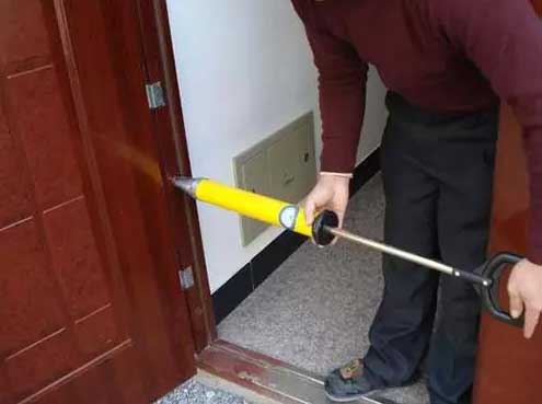 為什么安裝防盜門要灌漿？操作需注意些什么？