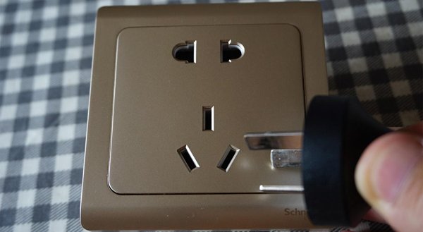 產(chǎn)品測(cè)評(píng)：施耐德電氣Vogue輕逸系列開(kāi)關(guān)插座