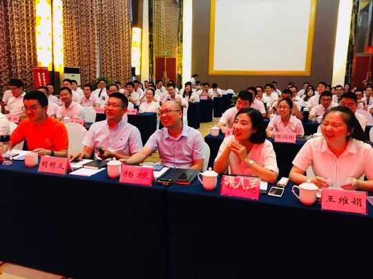 火星人集成灶銷售部9月績溪會議：我們是最棒的團隊！