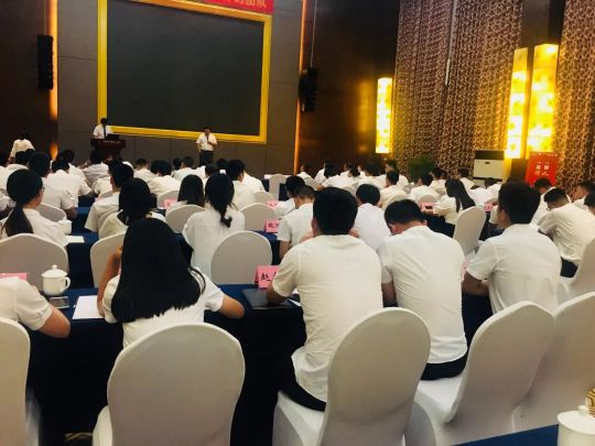 火星人集成灶銷售部9月績溪會議：我們是最棒的團隊！