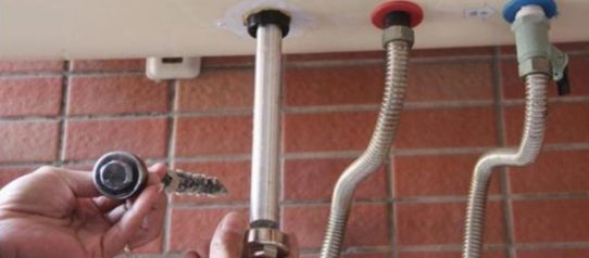 20元的電熱水器鎂棒，自己一樣可以輕松替換！
