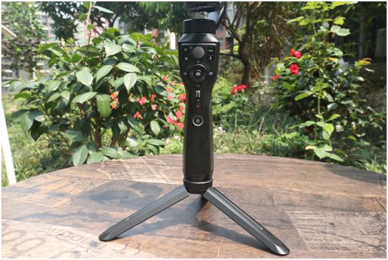 自媒體短視頻拍攝神器——奧川SMART S1手機(jī)穩(wěn)定器全面評(píng)測(cè)