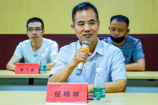 熱烈歡迎湖北省窗業(yè)協會領導蒞臨億合門窗參觀交流