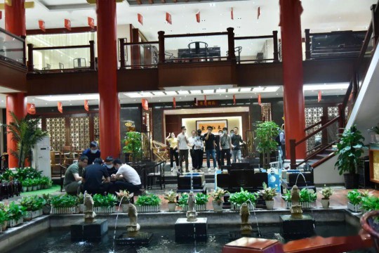廣州中望龍騰軟件公司來(lái)到東成紅木中山總部進(jìn)行參觀(guān)