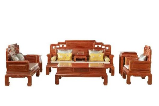 為你而來(lái)，御興紅木強(qiáng)勢(shì)入駐濟(jì)南富雅紅木樓五樓中廳